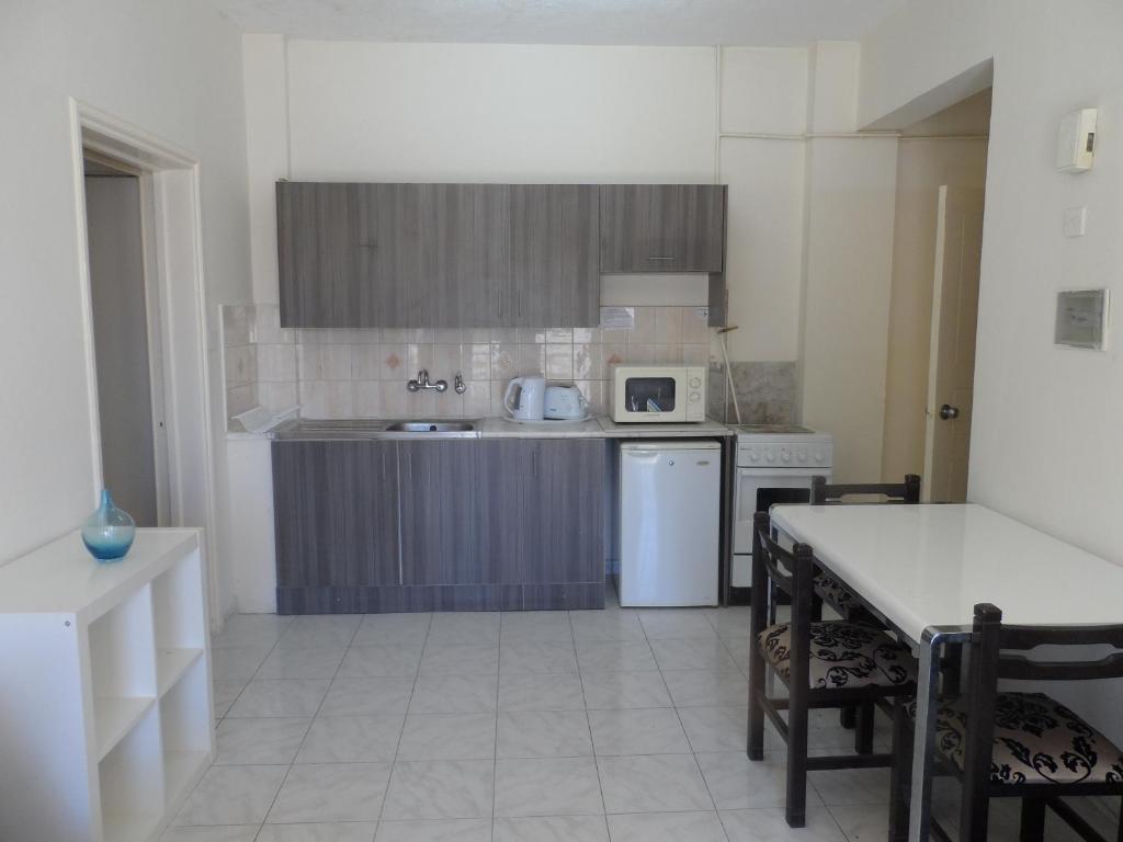 Geotanya Apartments Limisso Esterno foto